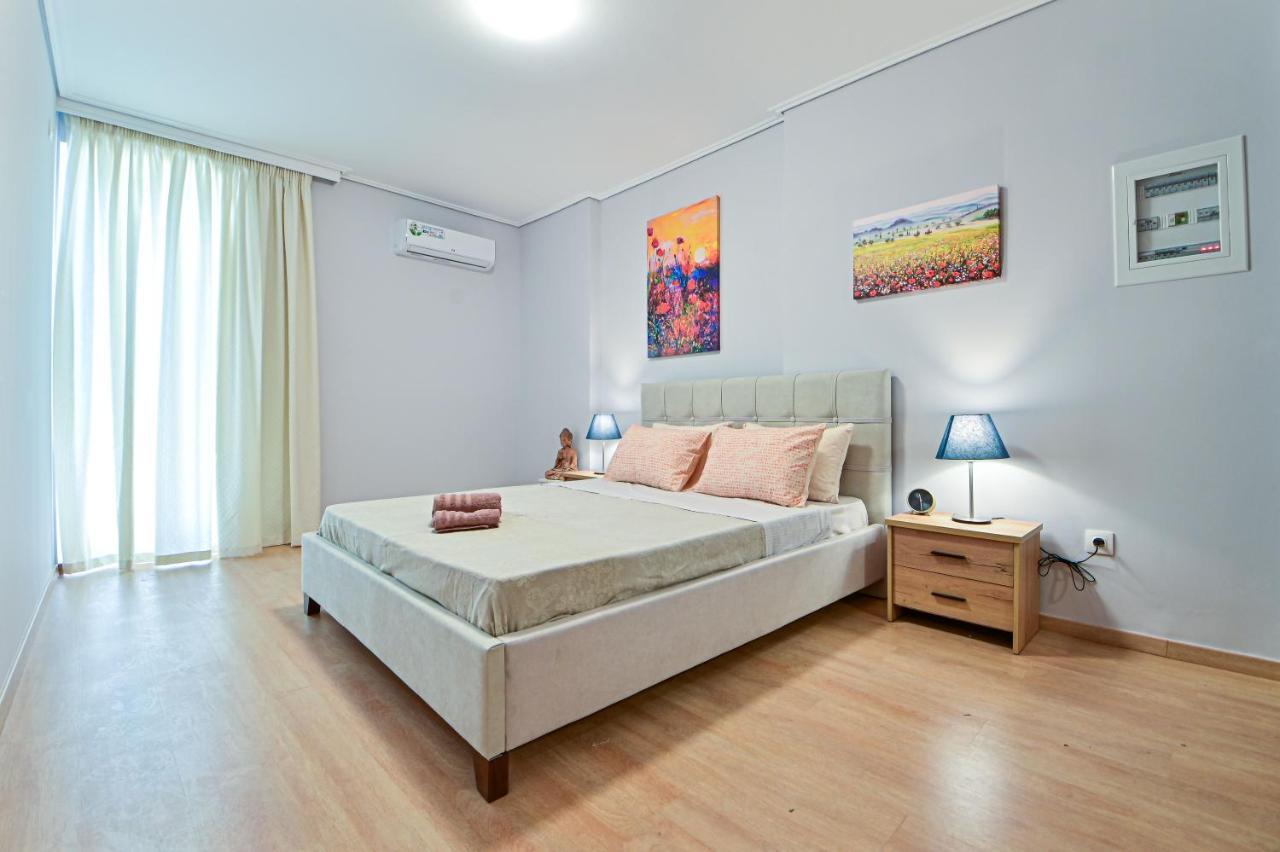 Cozy Apartment Located On The Piraeus Port Area Exterior photo